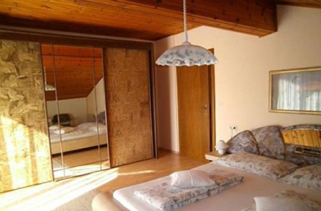 Haus Freitag Apartment มิลชตัทท์ ห้อง รูปภาพ